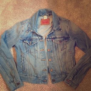 Women's XS Levi's jean jacket